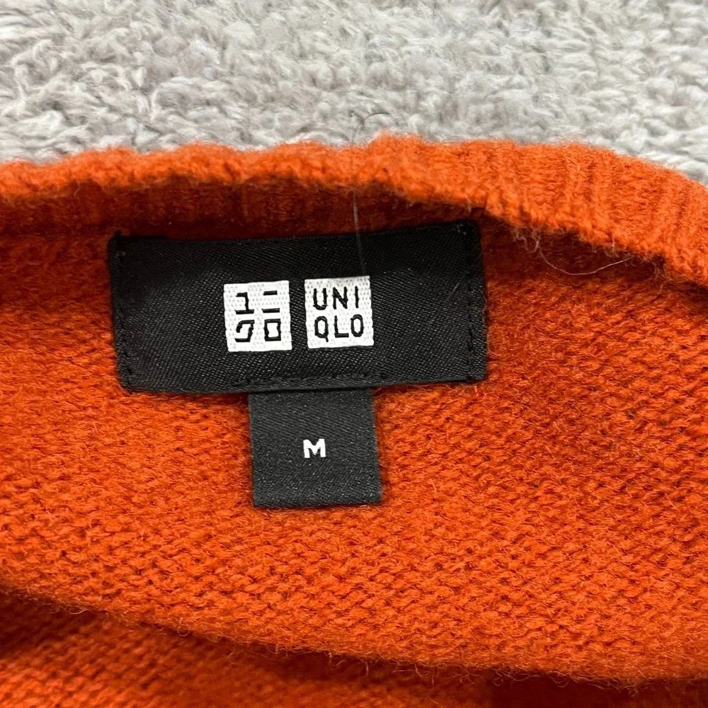 Uniqlo Sweater Mens Medium Orange Knitted Wool Long Sleeve Crewneck Pullover
